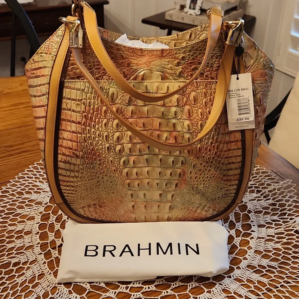 Brahmin, NWT, Women's Handbag, Cover included, Genuine Leather - Picture 1 of 14